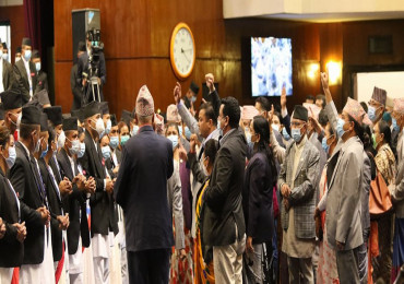 छानबिन समितिपछि एमालेले भन्यो– शर्मालाई अर्थमन्त्रीको रुपमा बोल्ने नैतिक अधिकार छैन